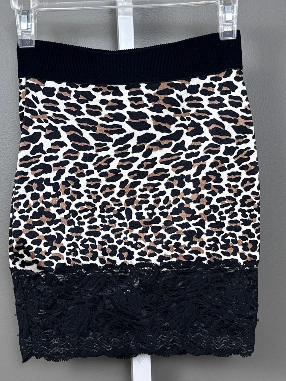 Vintage Vanity Fair Second Skin Satin Panty Slip Medium Leopard Lace USA 40-496